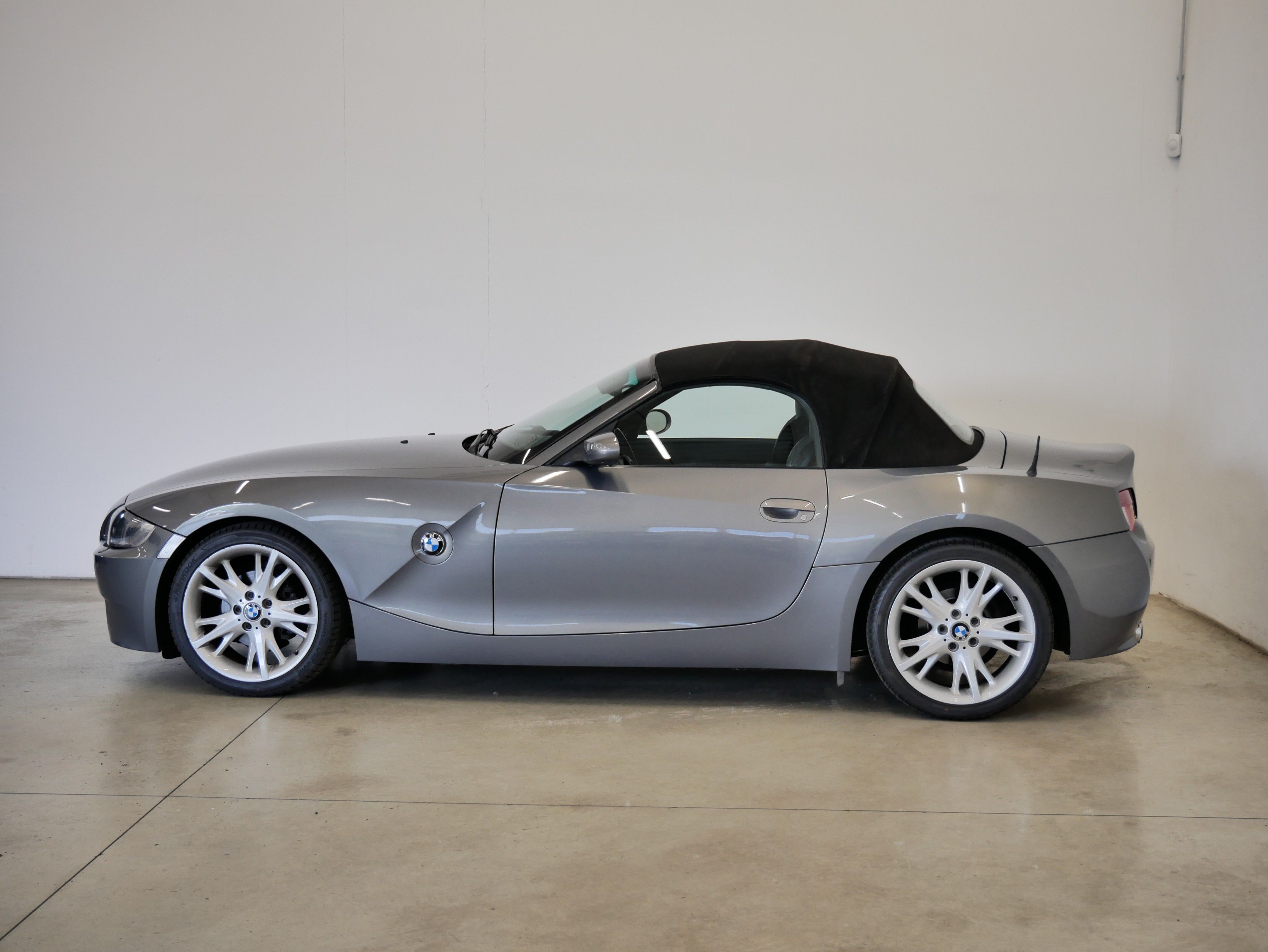 BMW Z4, 2.5i sDrive 130kW V6 - fotka 3