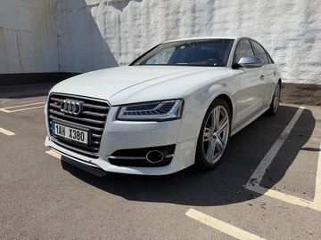 Audi S8 4.0 V8 TFSI Quattro