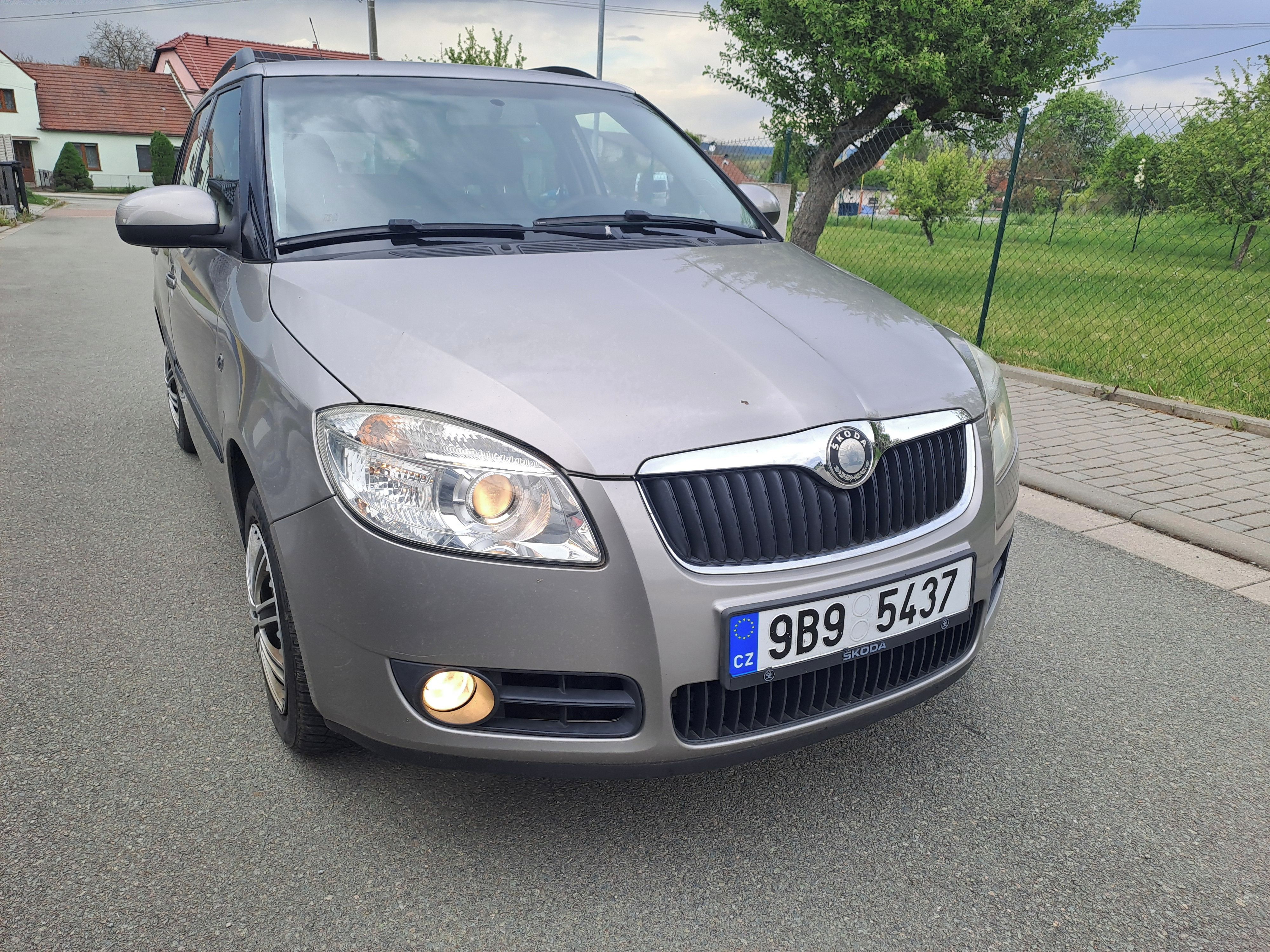 Škoda Fabia, 1,6MPI 77KW,VELKÁ VÝBAVA,TAŽNÉ - fotka 5