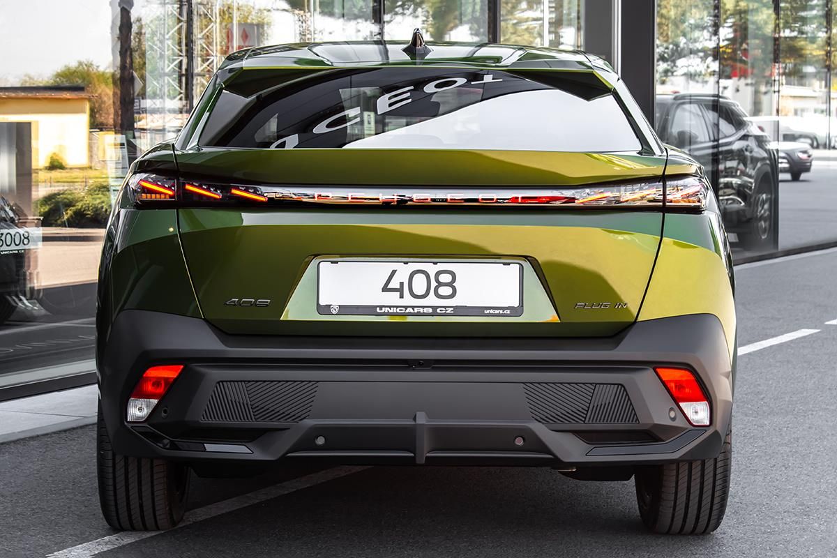 Peugeot 408, 1,2 ALLURE Hybrid 145 e-DCS6 - fotka 6