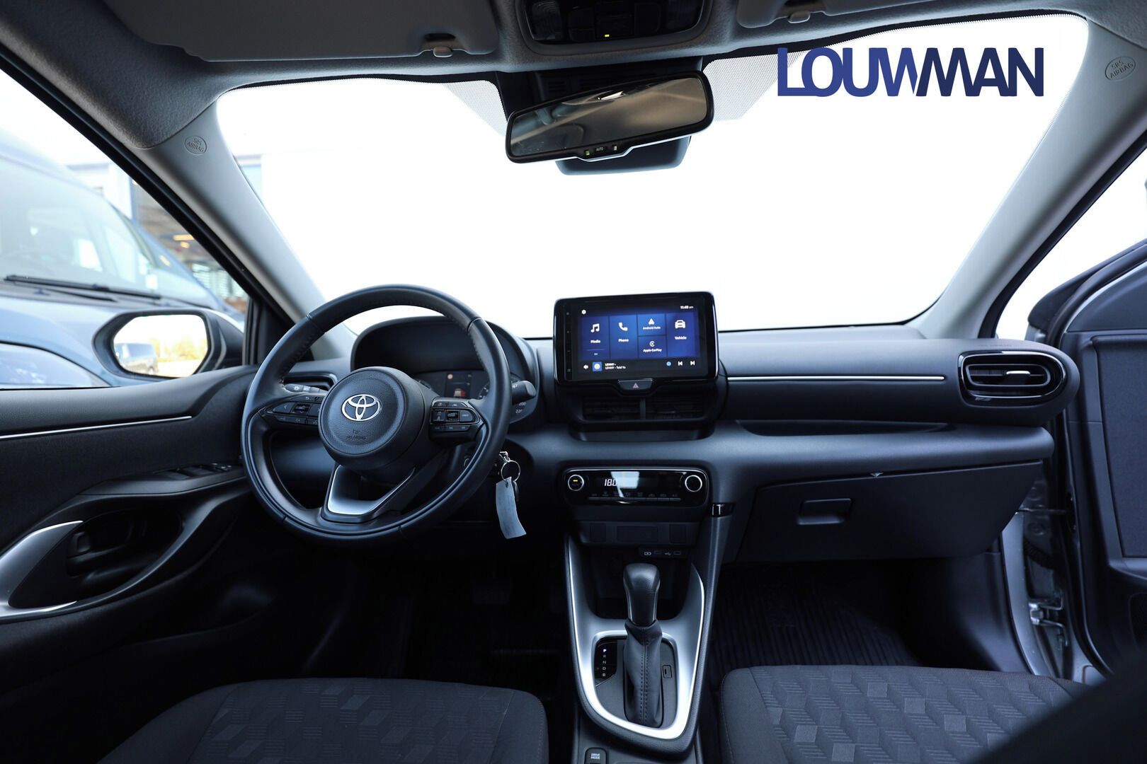 Toyota Yaris, 1.5L HEV CVT  Comfort - fotka 5