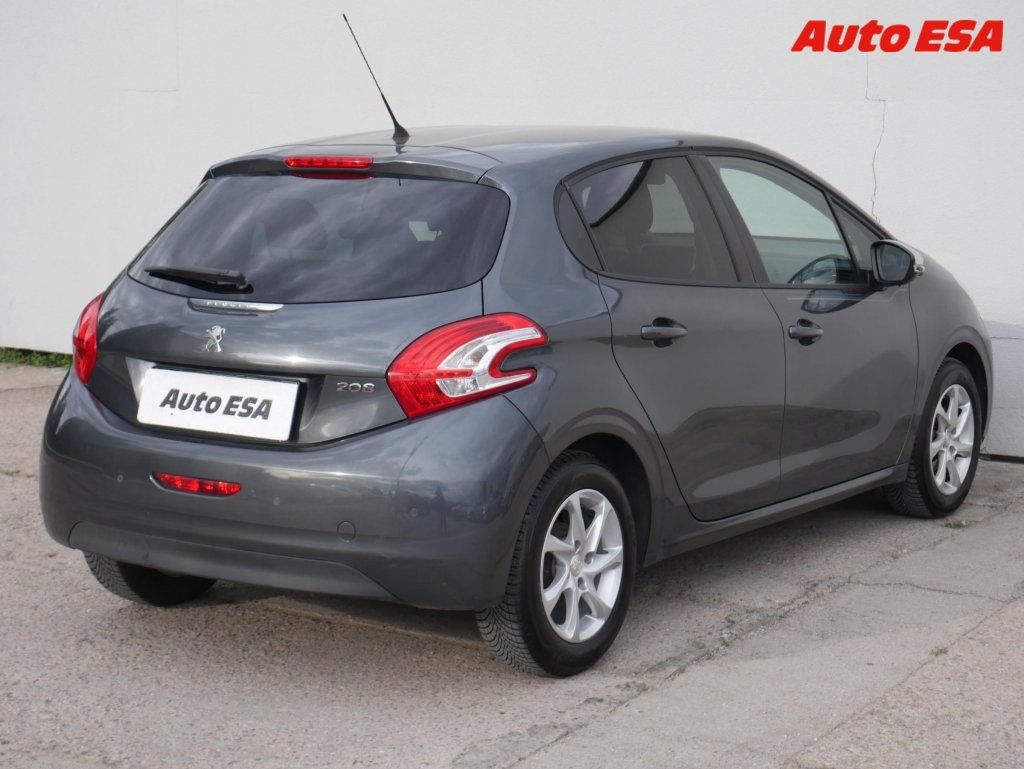 Peugeot 208, 1.2 VTi - fotka 6