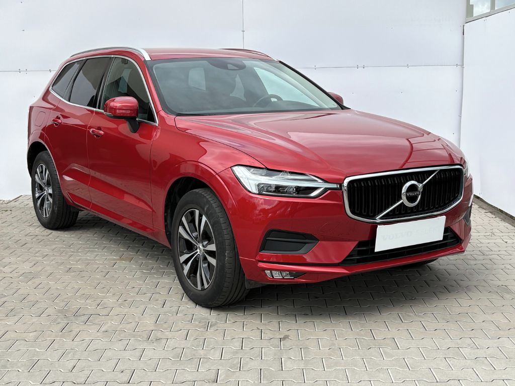 Volvo XC60, Momentum Pro B4 184kW - fotka 3