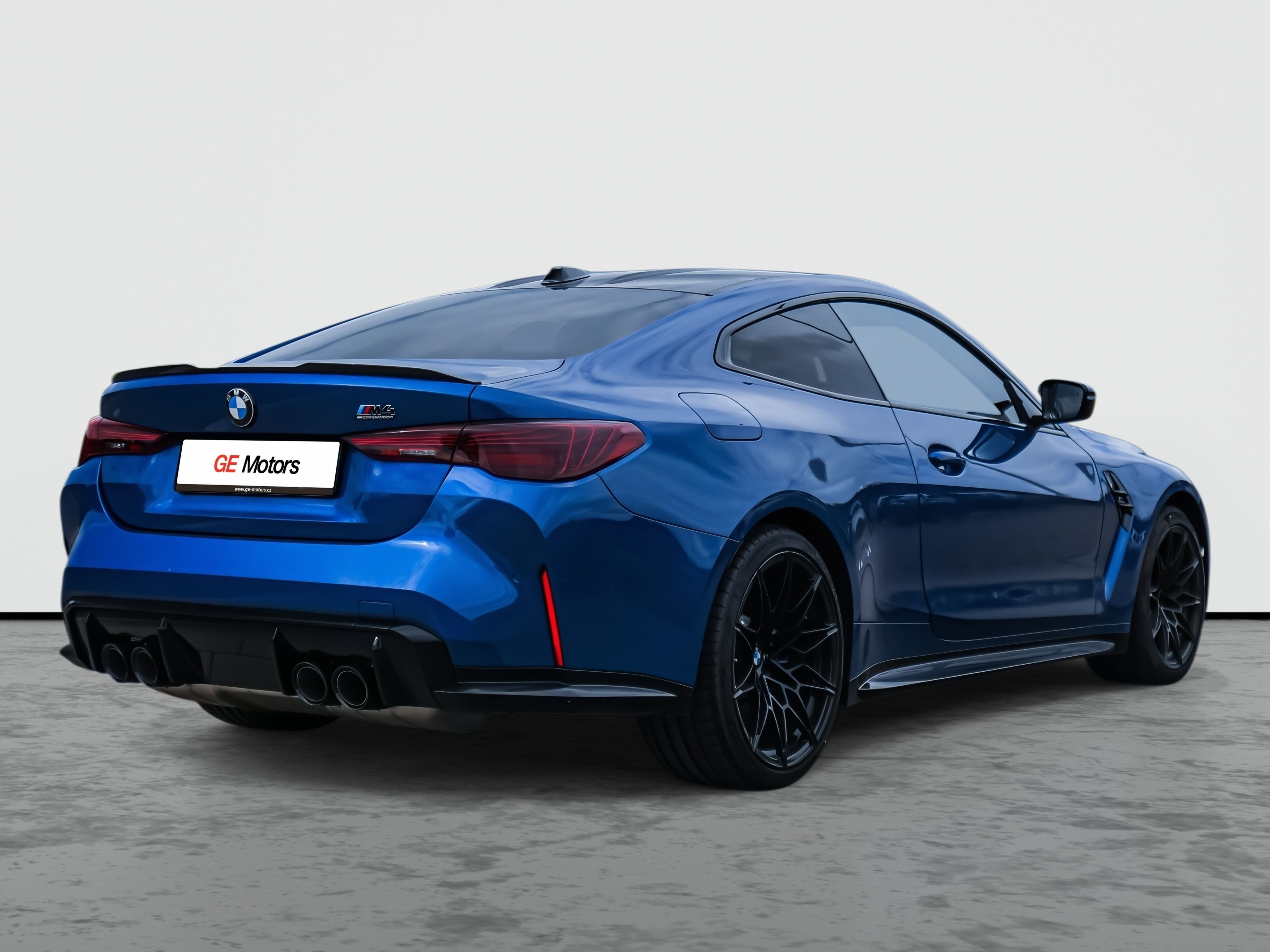 BMW M4, Competition xDrive 390 kw DPH - fotka 4