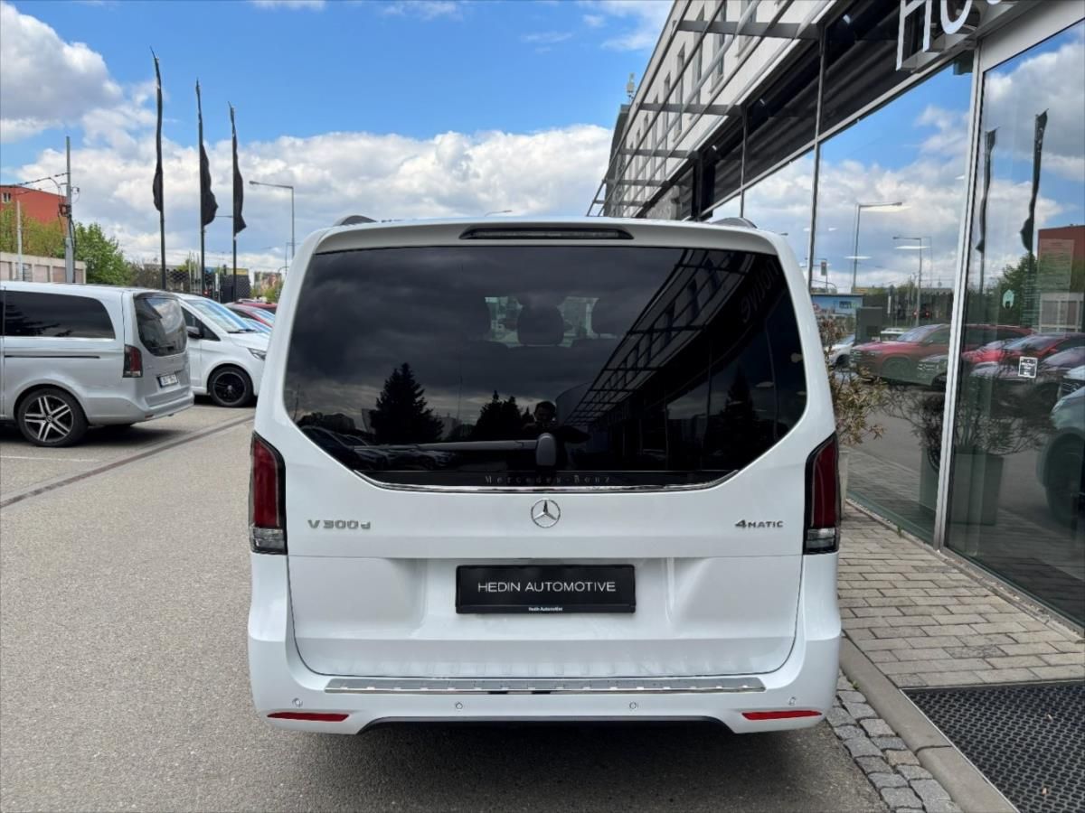 Mercedes-Benz Třídy V, 2,0 300 d / Exclusive / L / 4M - fotka 3