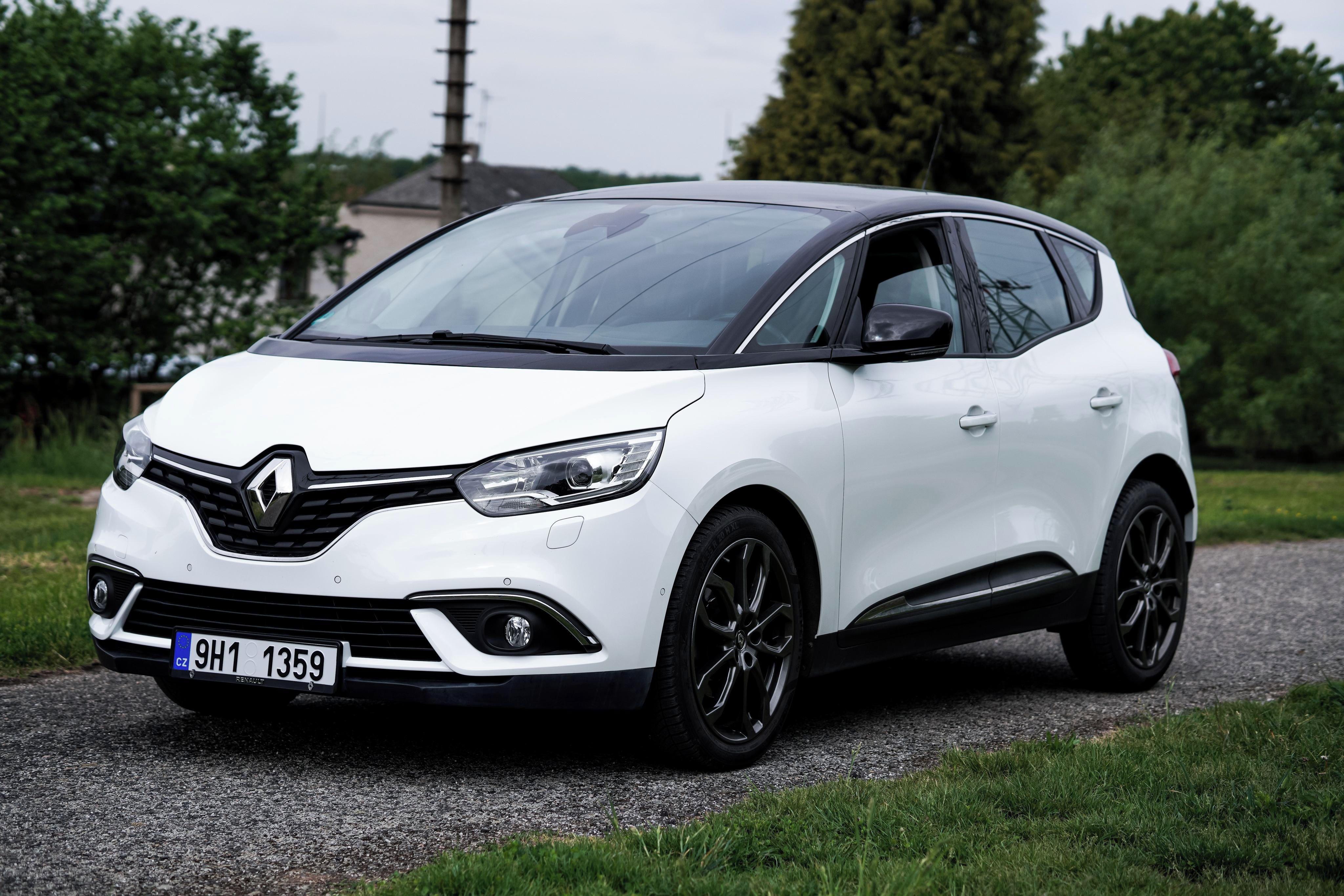 Renault Scénic, Renault