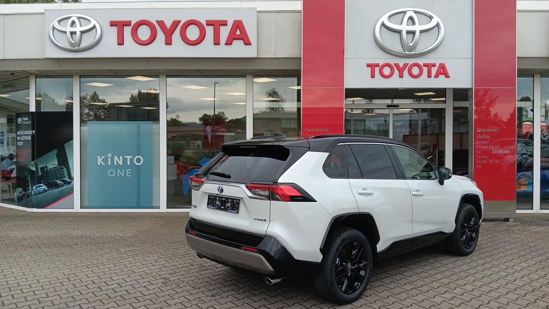 Toyota Rav4, 2.5 HEV 4X4 SELECTION - fotka 4