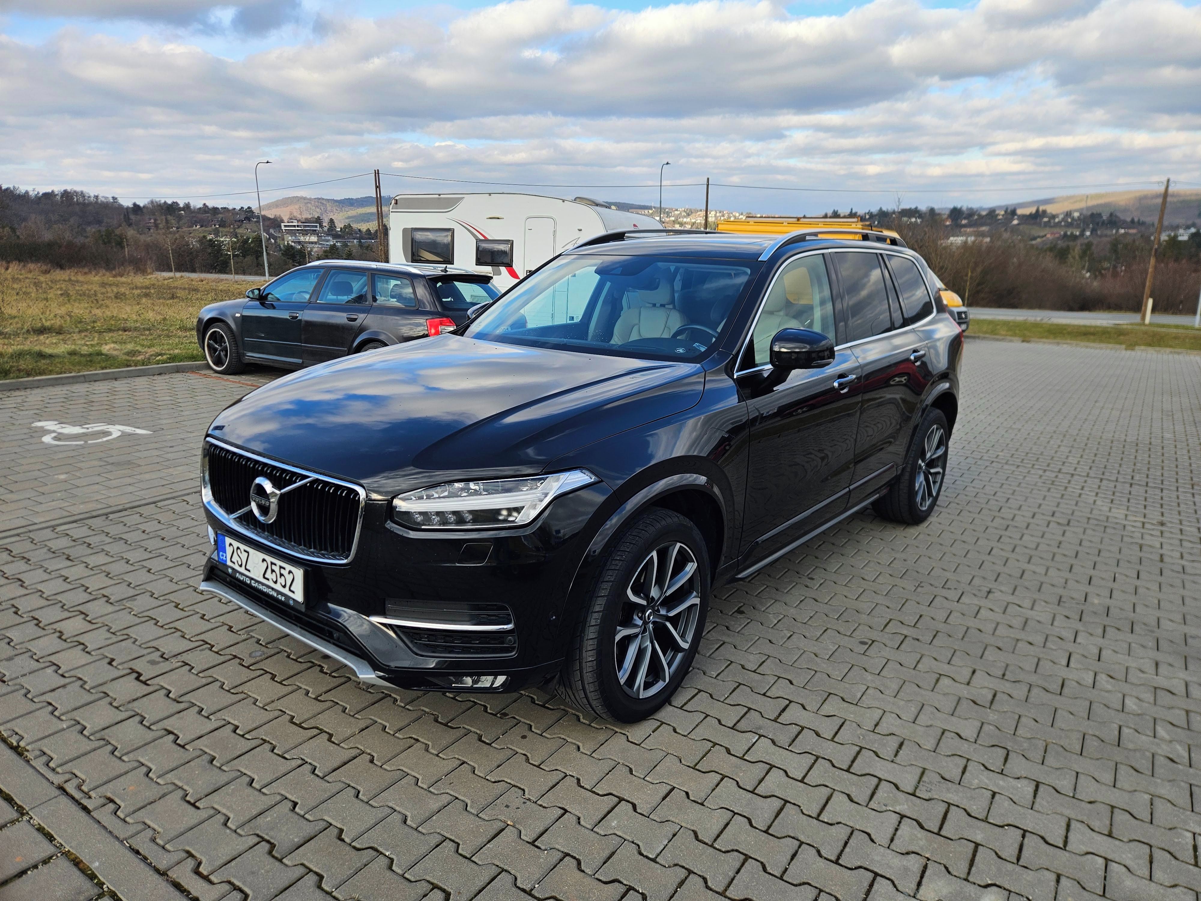 Volvo XC90, D5 plná výbava, AWD, odp. DPH