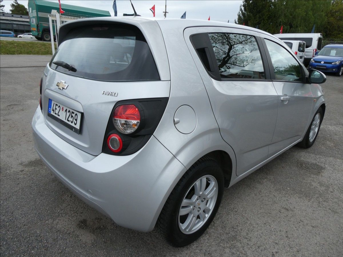 Chevrolet Aveo, 1,4 16V 74kW,1.maj,2xkola,klim - fotka 5