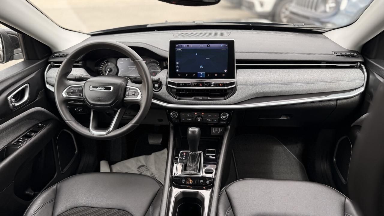 Jeep Compass, 1.3i 4x4,PHEV,50km dojezd - fotka 2