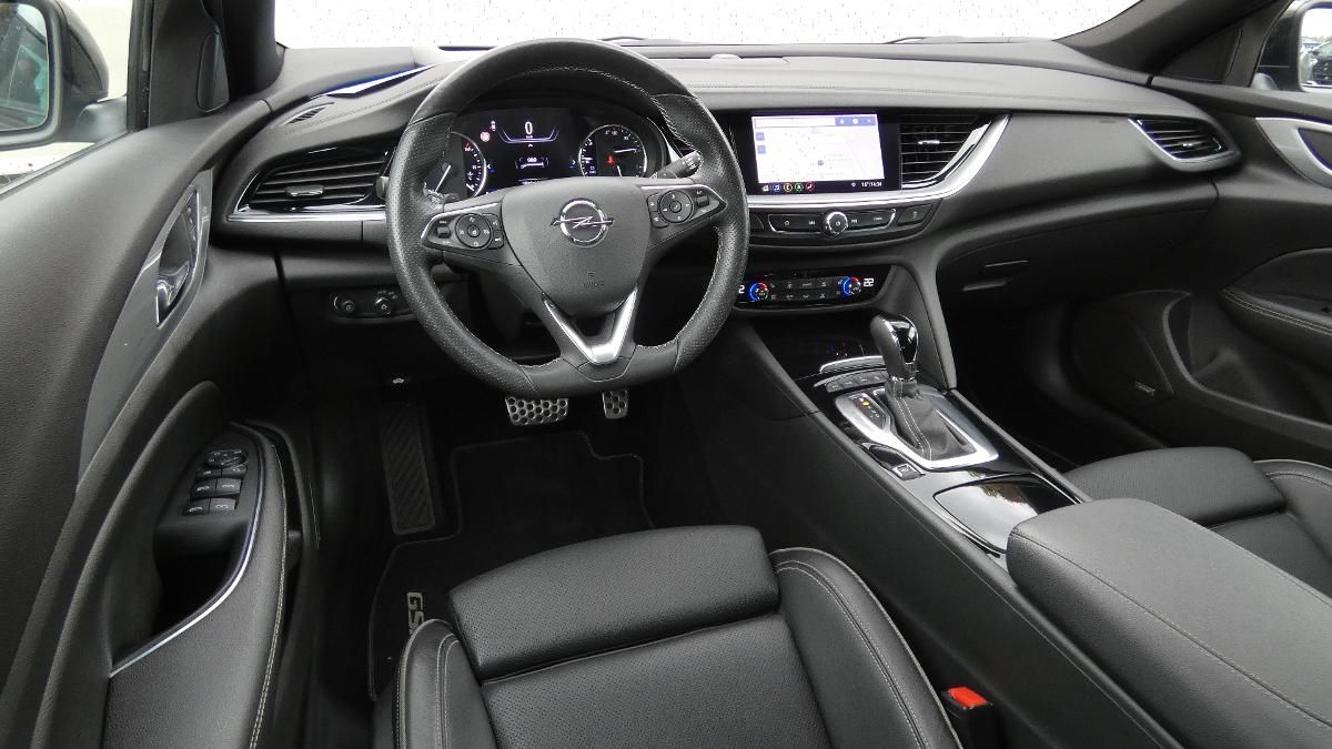 Opel Insignia, ST 2,0 T 4x4 GSi - fotka 5