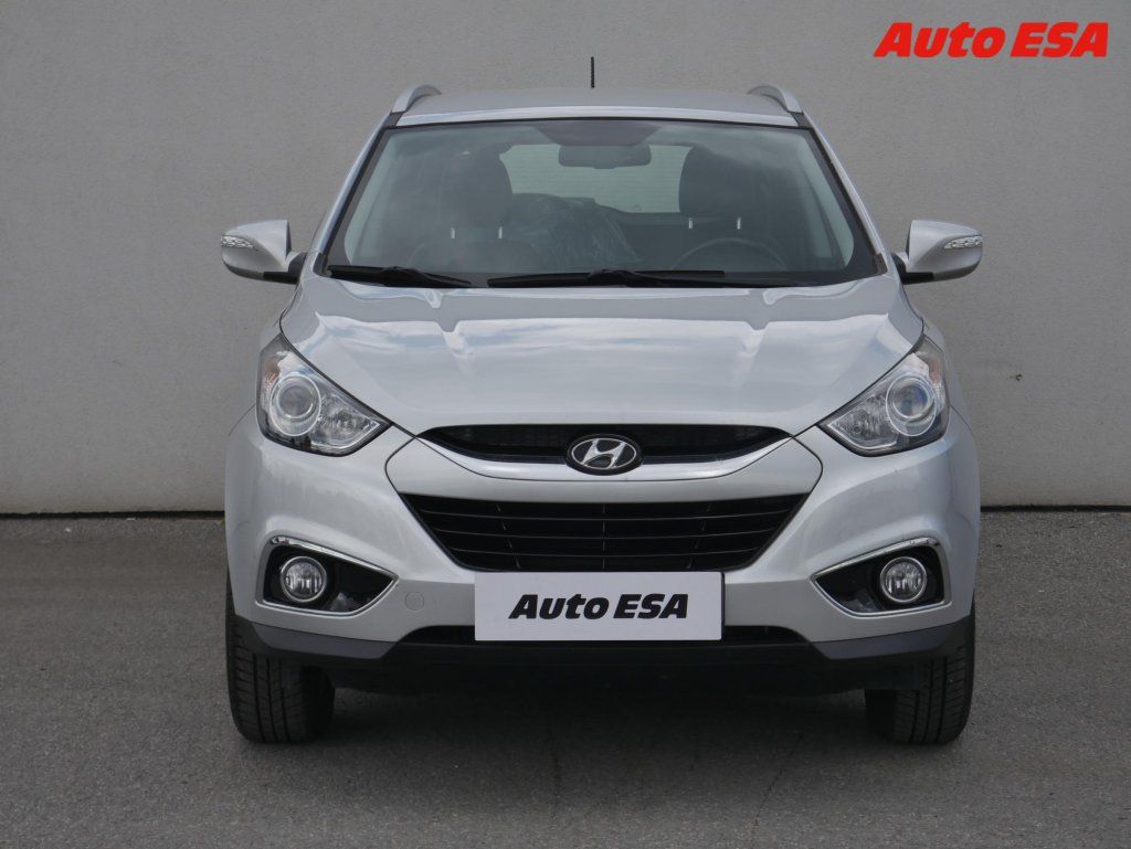 Hyundai ix35, 1.6 GDi,ČR,autoAC - fotka 2