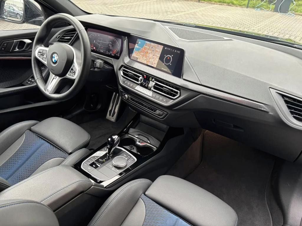 BMW Řada 1, 120 d M SPORT*Kamera*Navi* - fotka 5