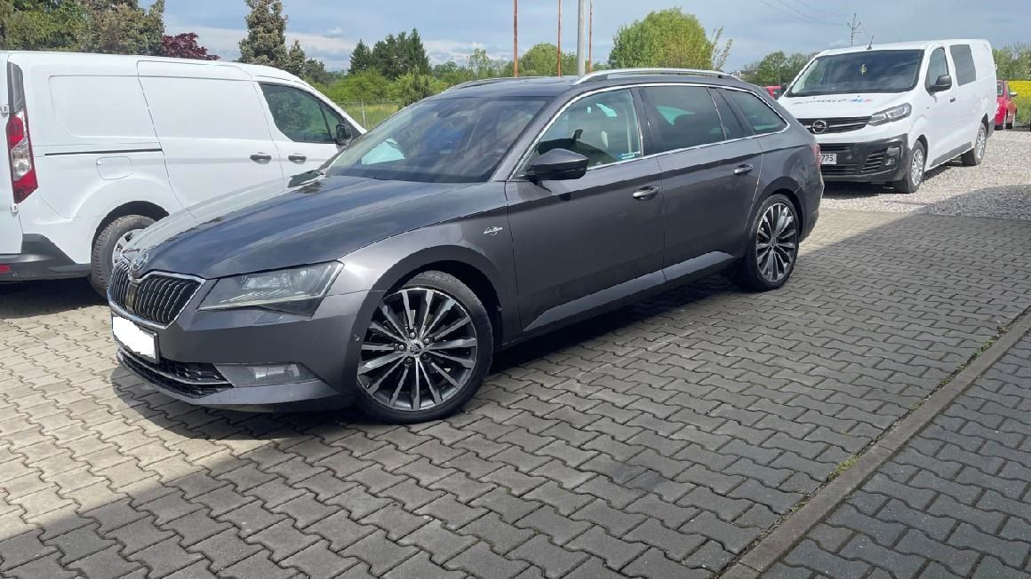 Škoda Superb, 2.0 TDI 140 KW 4X4 DSG L&K - fotka 3
