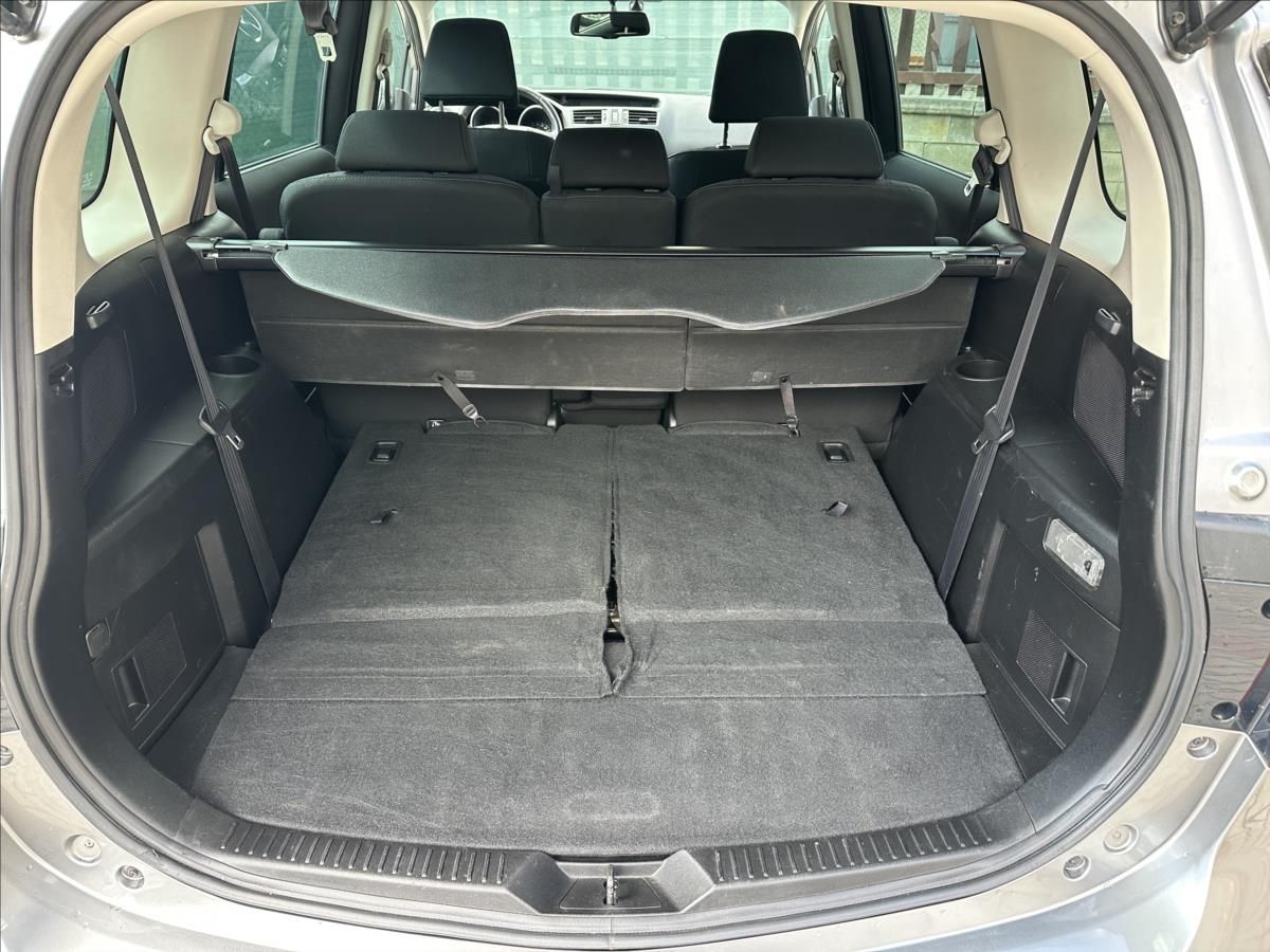 Mazda 5, 2,0 7.míst - fotka 5
