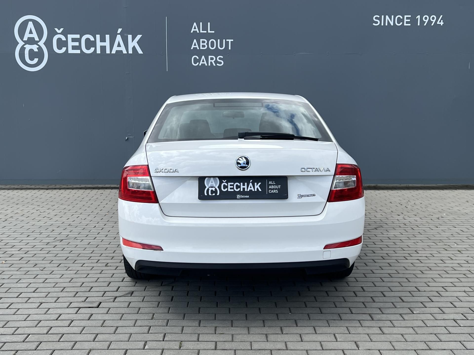 Škoda Octavia - fotka 6