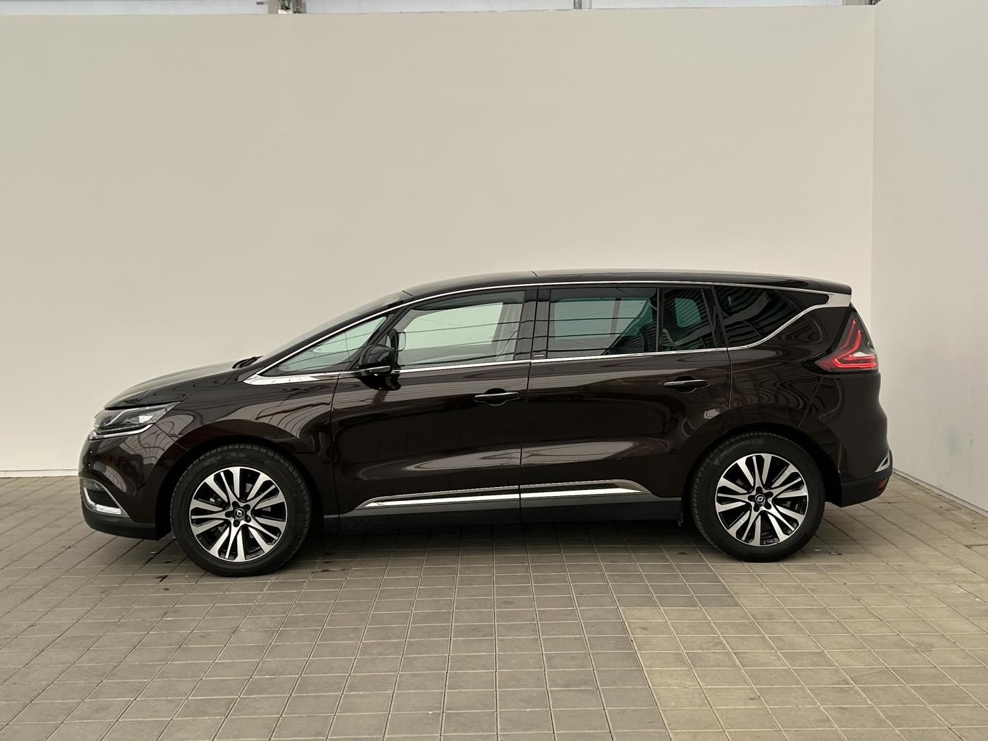 Renault Espace, 1.6dCi 118kW INITIALE PARIS - fotka 2