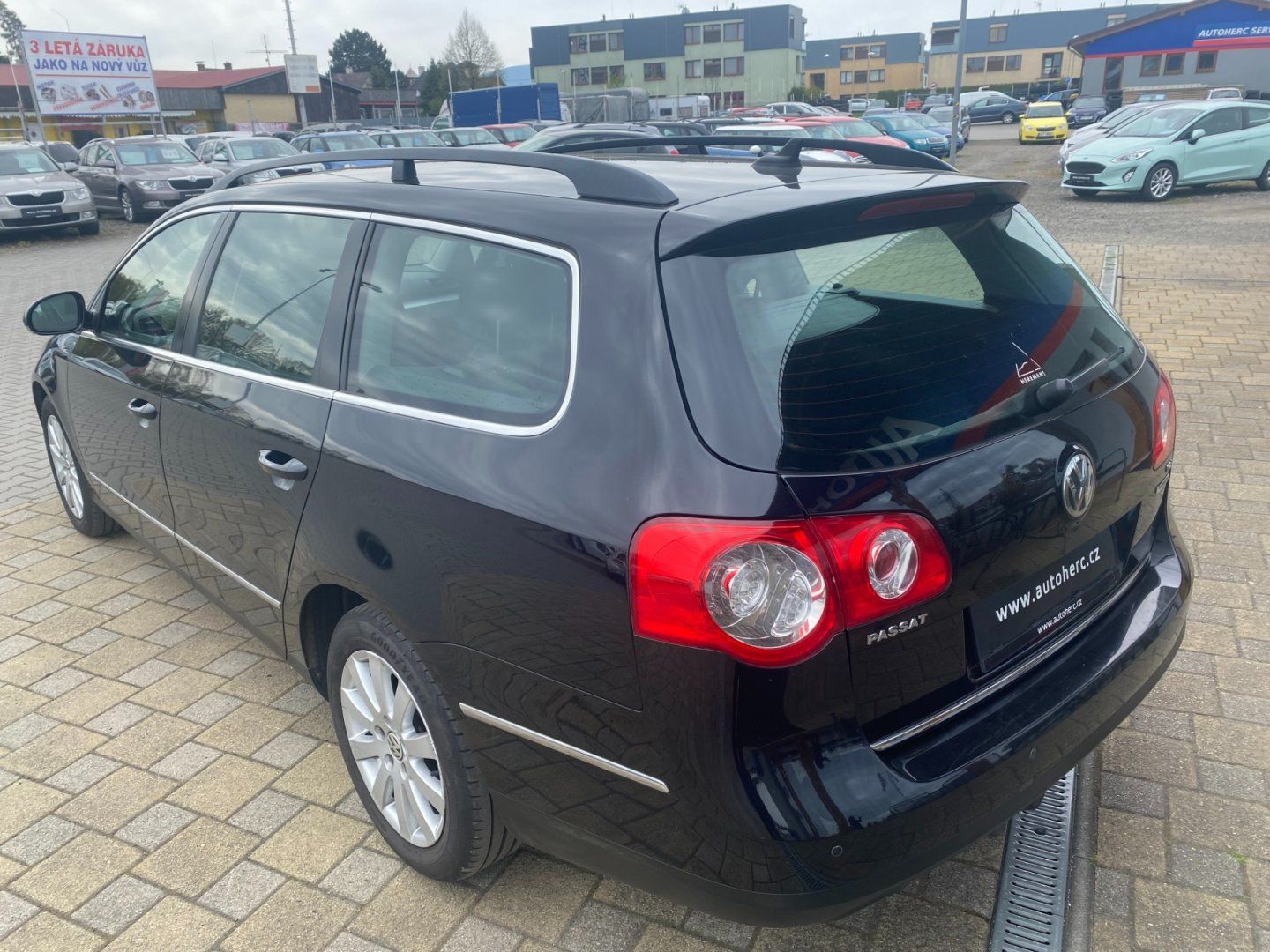 Volkswagen Passat Variant, 1.6 TDi 77 kW - fotka 5