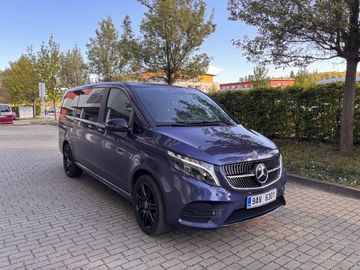 250d 4MATIC AMG paket ČR 7míst
