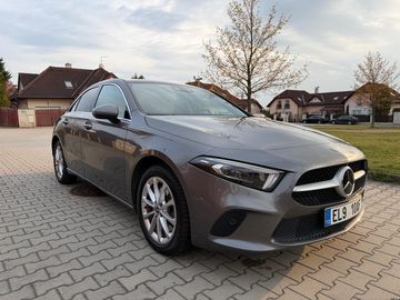 Mercedes Benz A250e 1.majitel