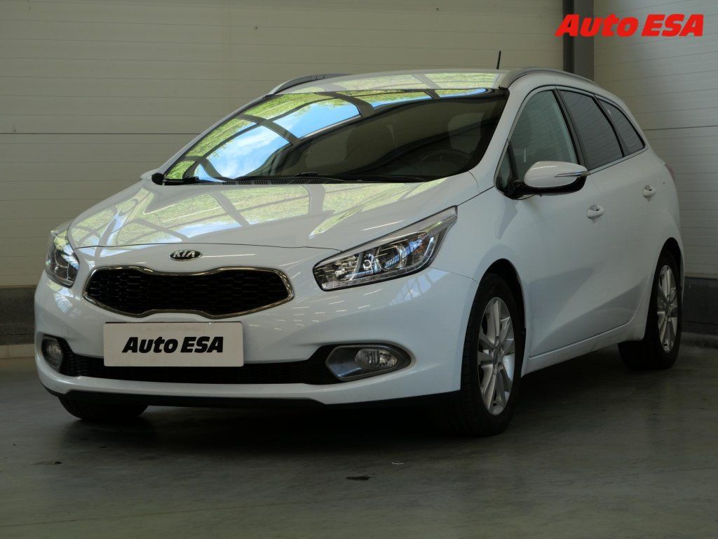 Kia Cee´d, 1.6i,ČR - fotka 3
