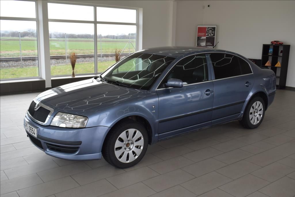 Škoda Superb, 2,8 i V6 30V, klima,nová STK,