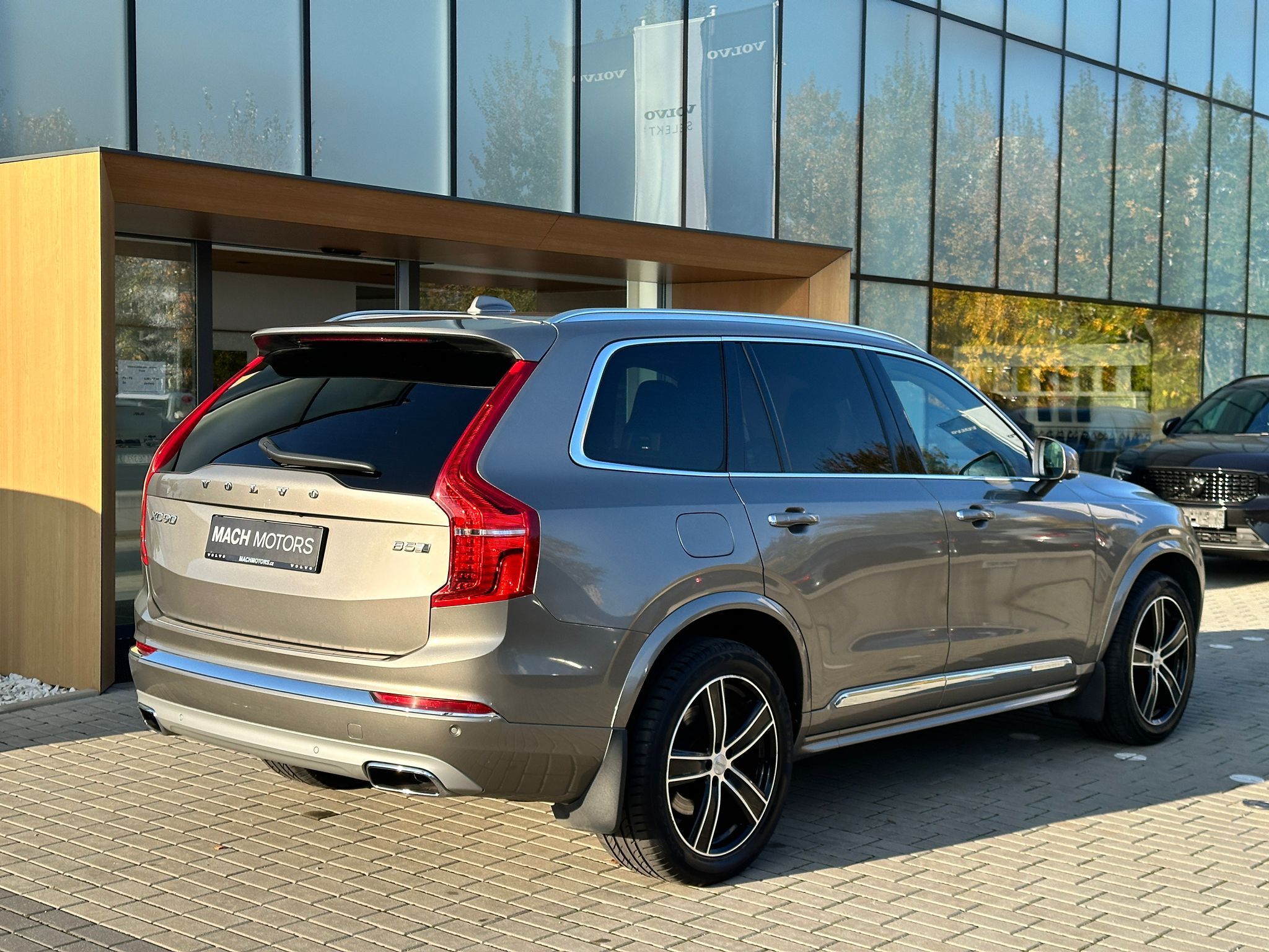 Volvo XC90, B5 INSCRIPTION VZDUCH TZ - fotka 3