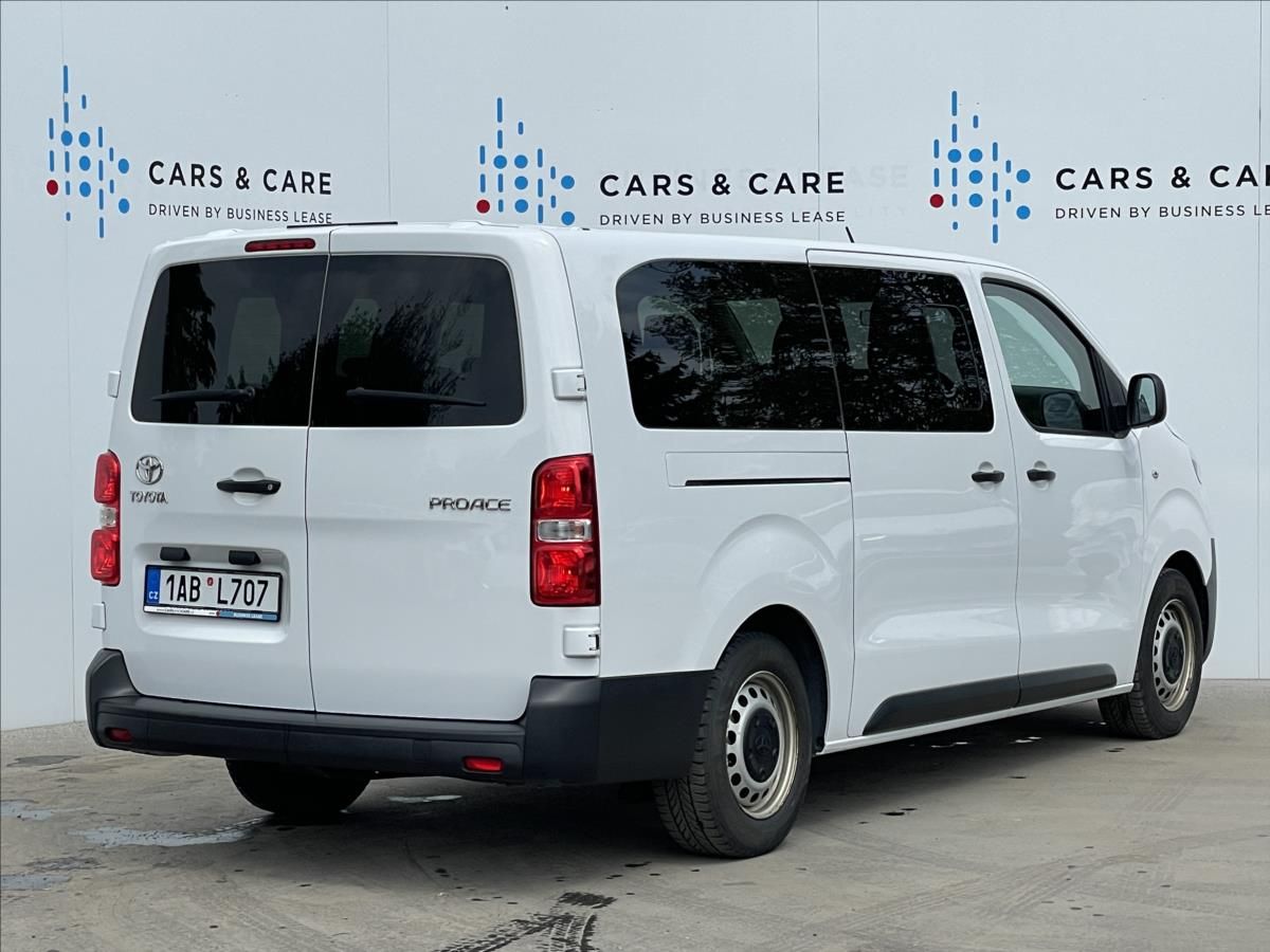 Toyota Proace Verso, 2,0 D4-D 140k L2 9 MÍST - fotka 3