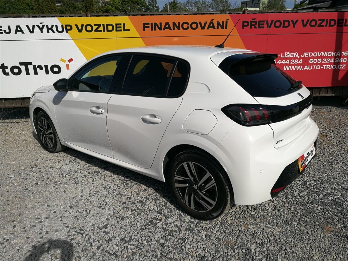 Peugeot 208, 1,2 PureTech - fotka 4