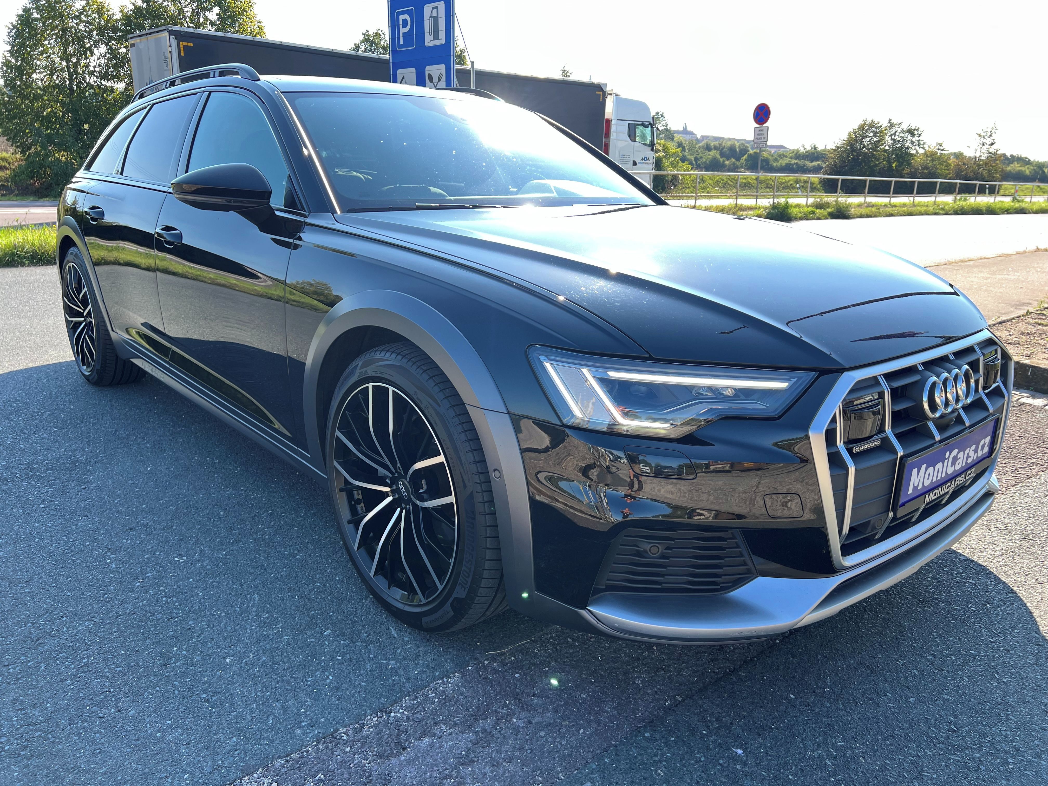 Audi A6 allroad, 3.0 TDi 180kW QUATTRO, VÝBAVA - fotka 3