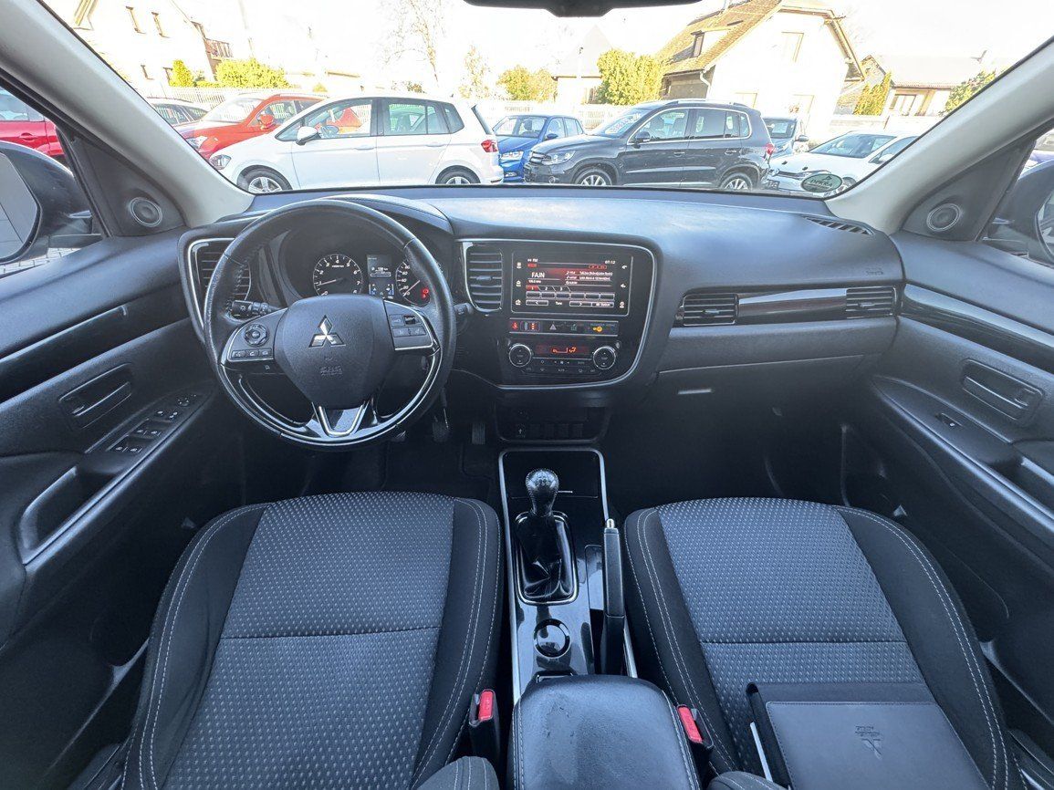 Mitsubishi Outlander, 2.0i Mivec Digi Klima Kamera - fotka 6