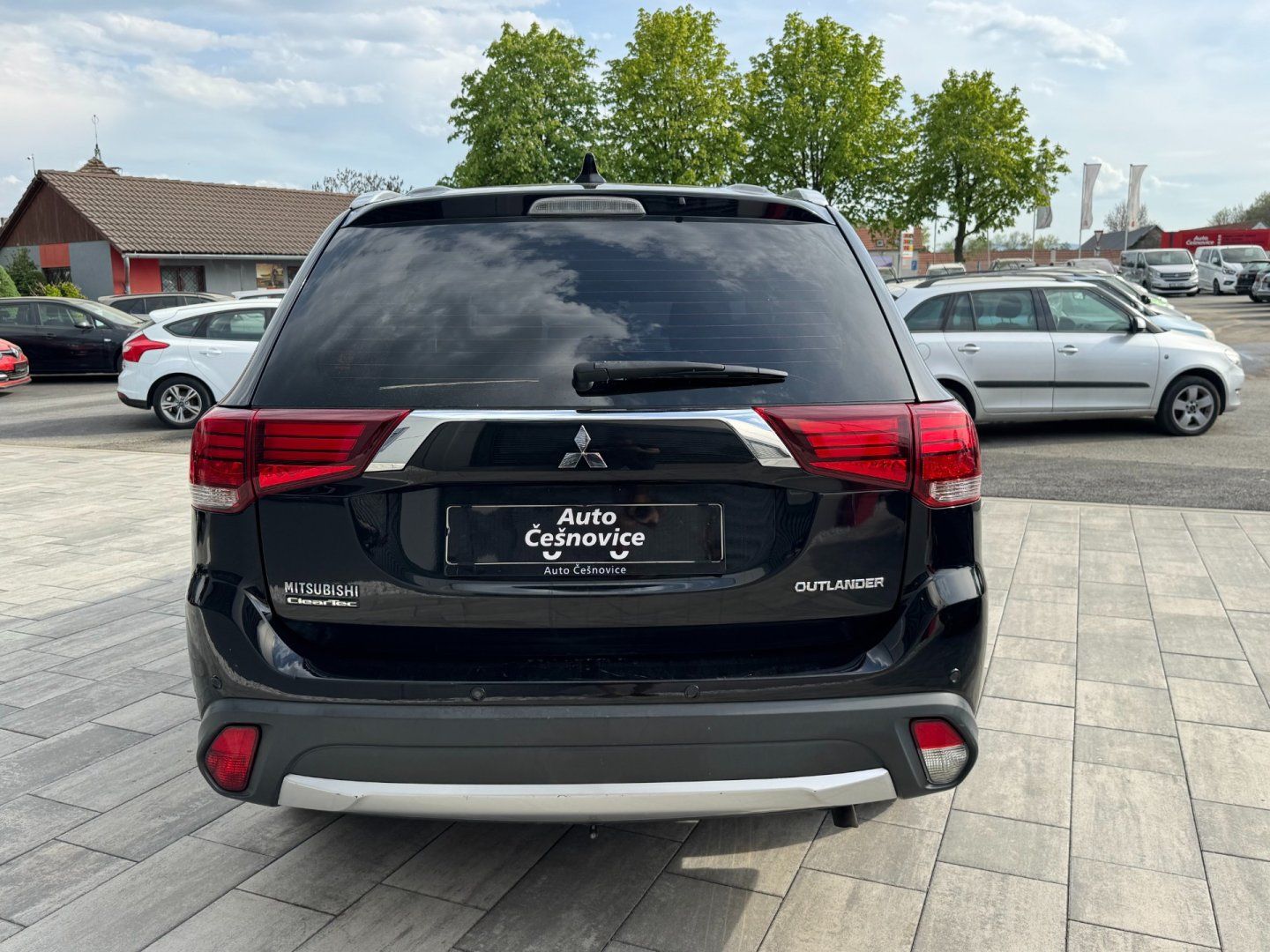 Mitsubishi Outlander, Invite 2.0i MIVEC - fotka 6