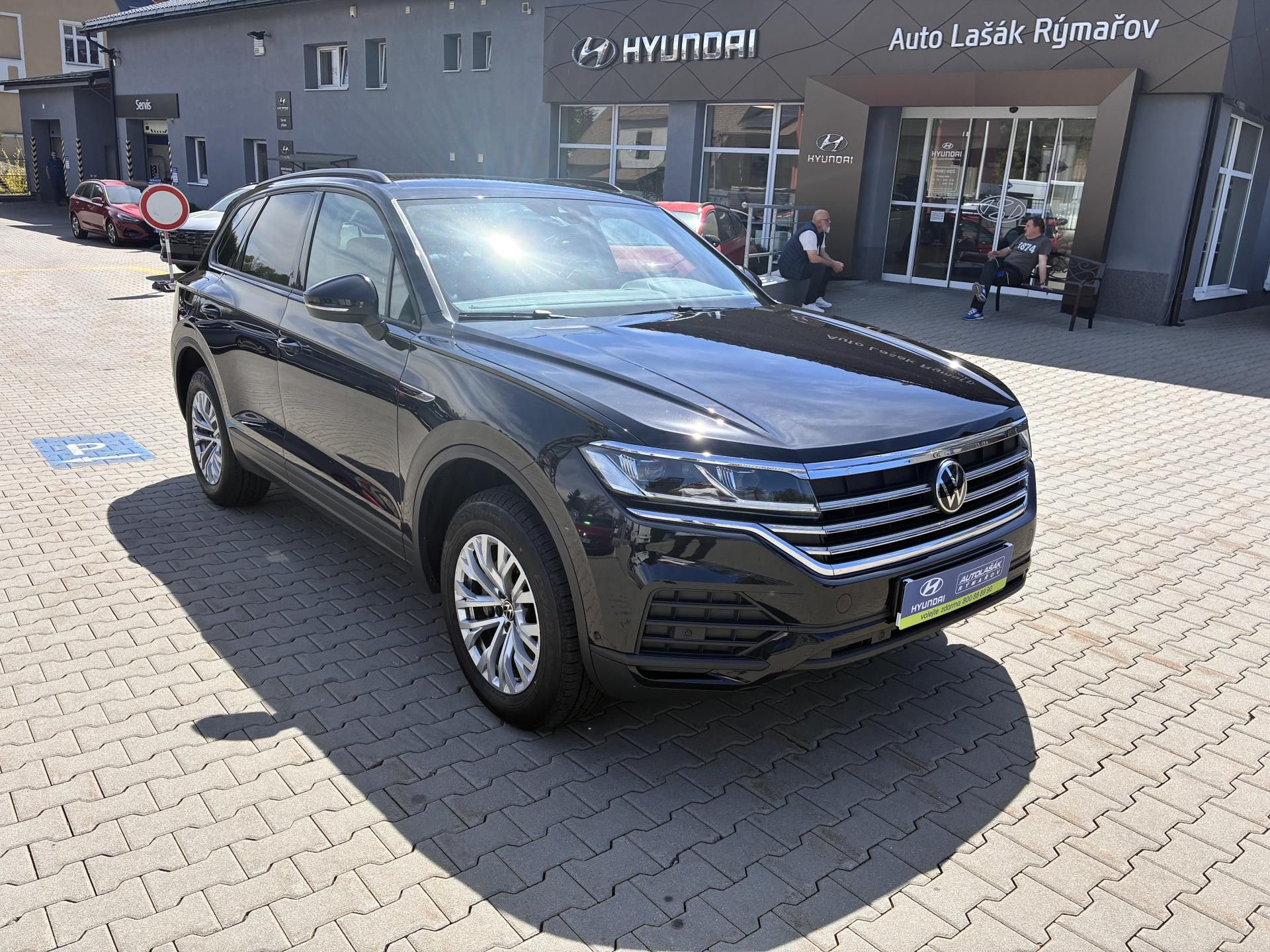 Volkswagen Touareg, 170KW,4X4,8°AT,ČERNÁDEEP,TAŽNÉ