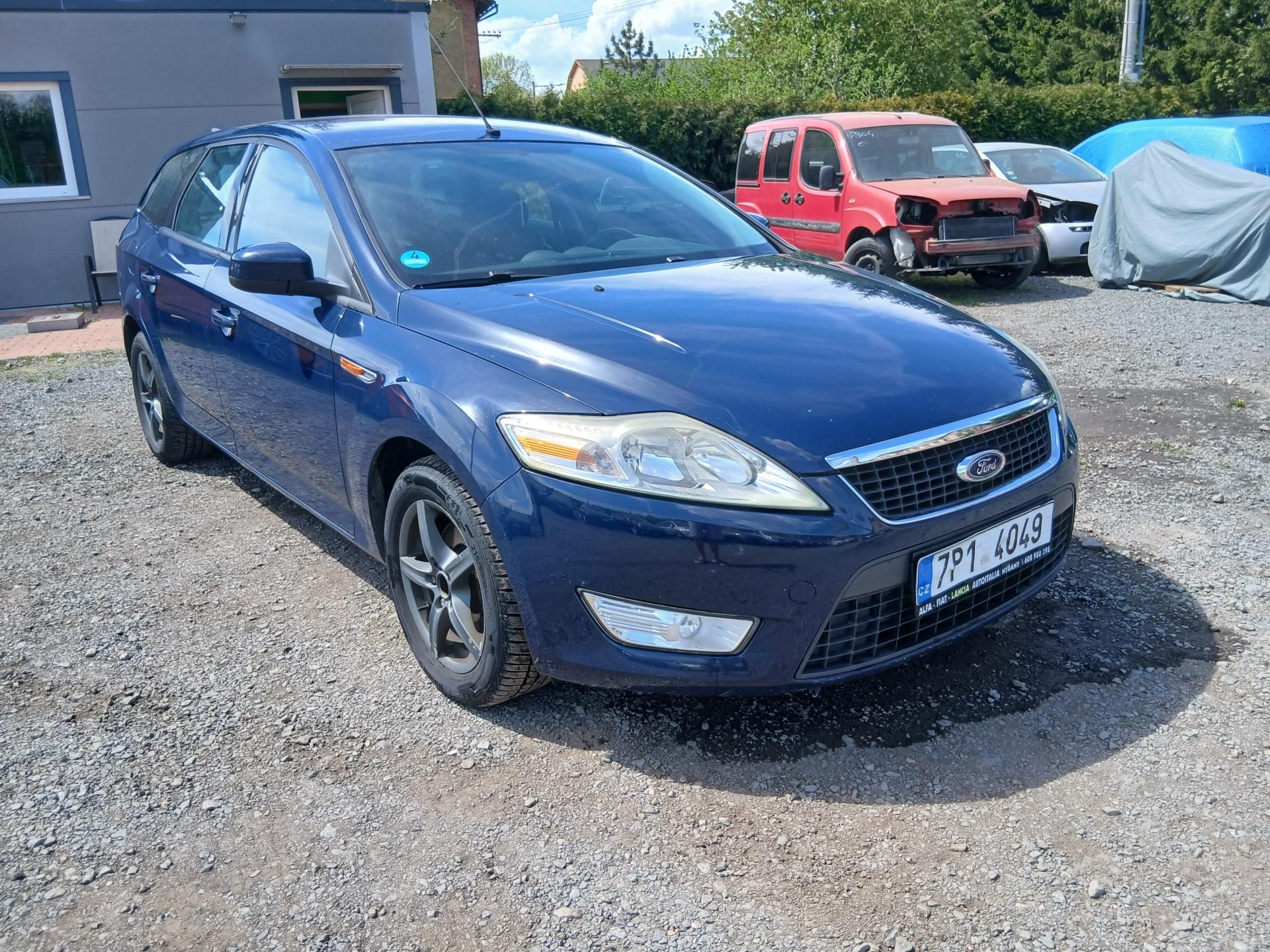 Ford Mondeo, 2.2 TDCI, tažný, ALU - fotka 4
