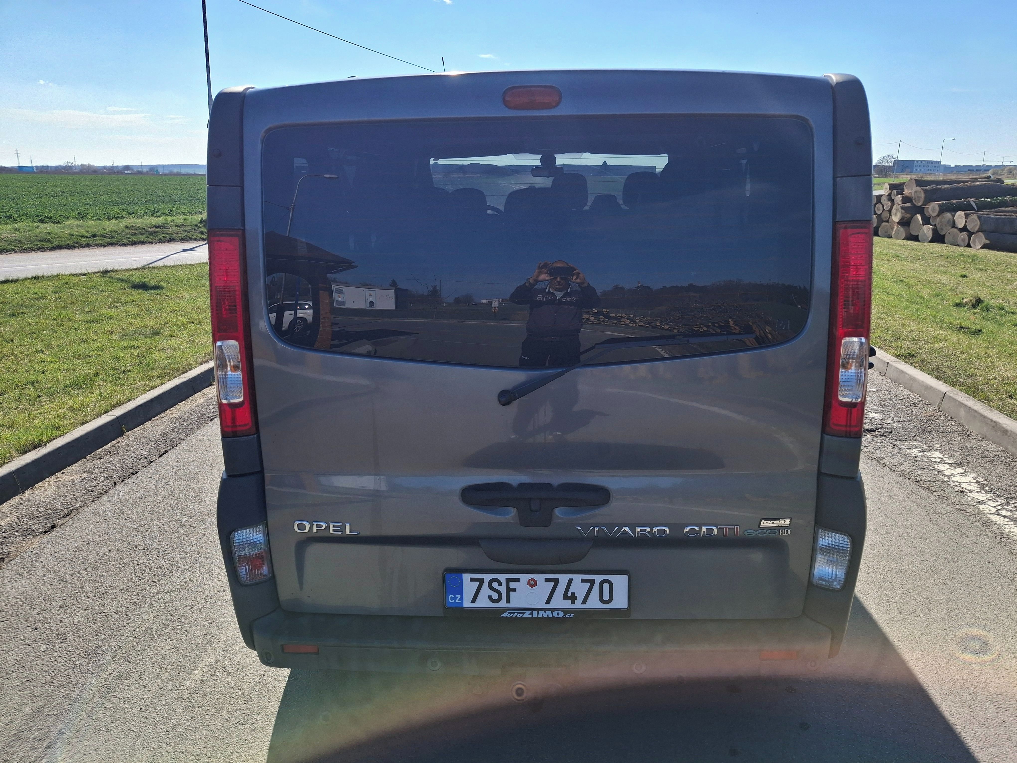 Opel Vivaro, 2.0 CDTI,KLIMA,9 MÍST,T.Z. - fotka 6