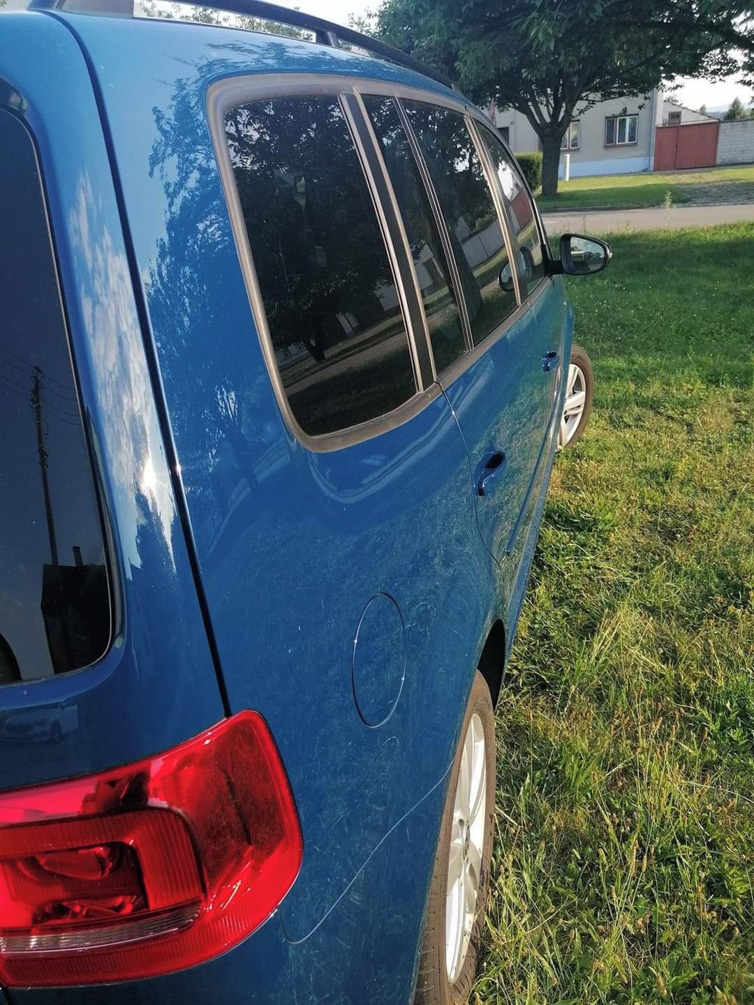 Volkswagen Touran - fotka 6