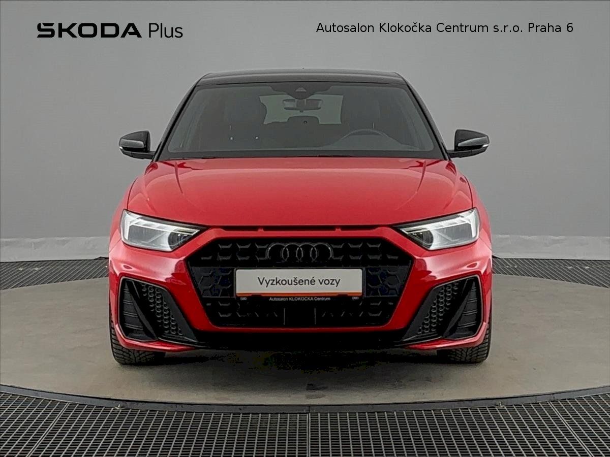 Audi A1, 35 TFSI110 kW S-line STR Black - fotka 4