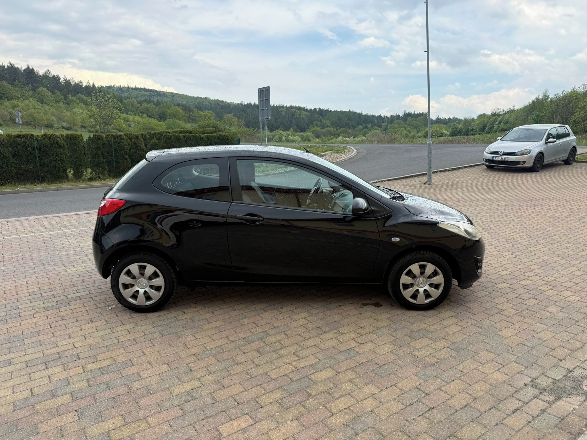 Mazda 2, 1.3 MZR 55kW - fotka 6