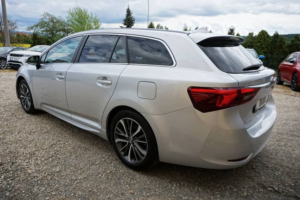 Toyota Avensis, TREND 2,0 D.4D 105 kW - fotka 6