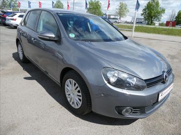 1,4 TSi 90kW Highline,1.majite