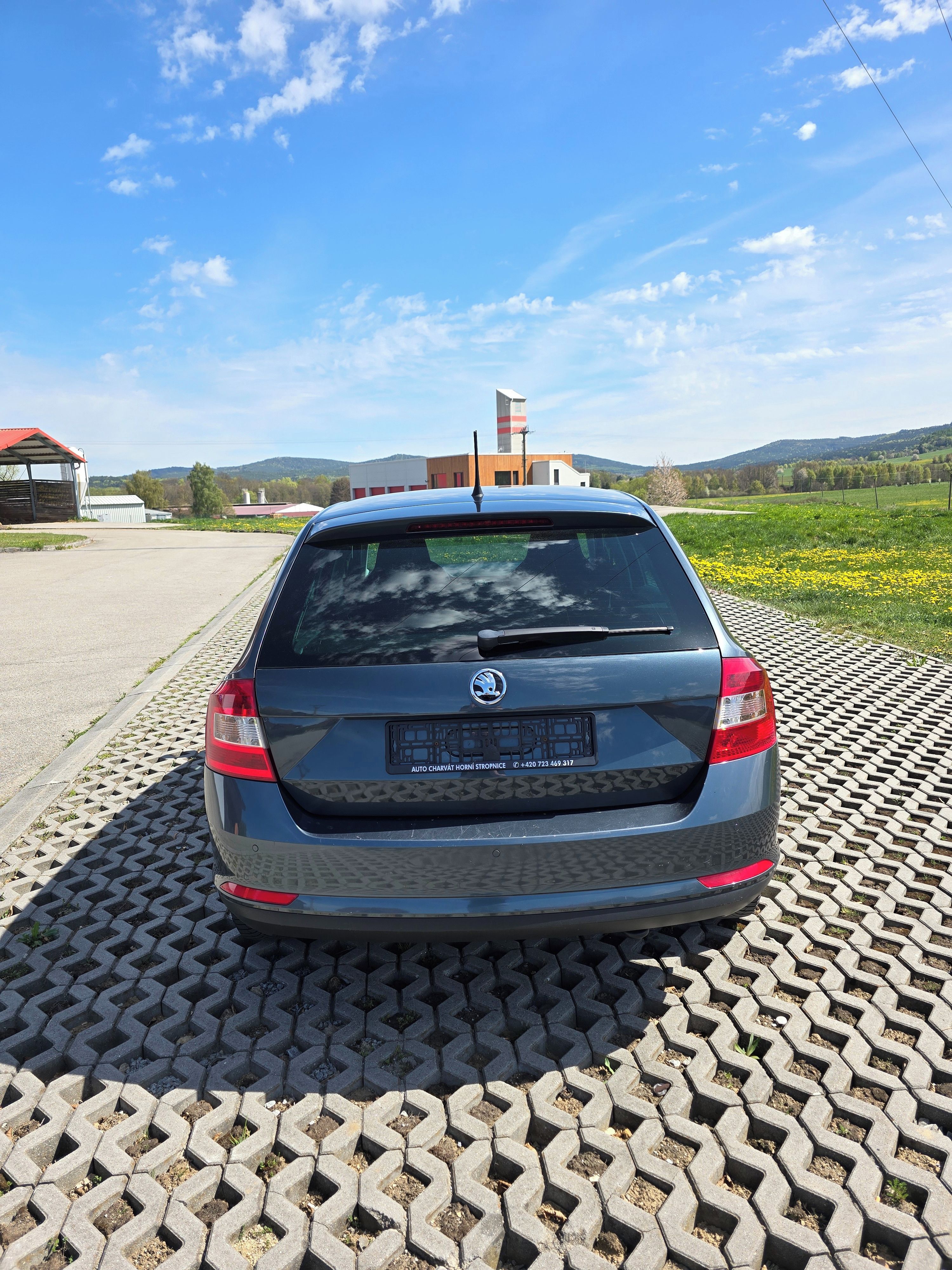 Škoda Rapid, 1.2 TSI SPACEBACK Sport - fotka 6