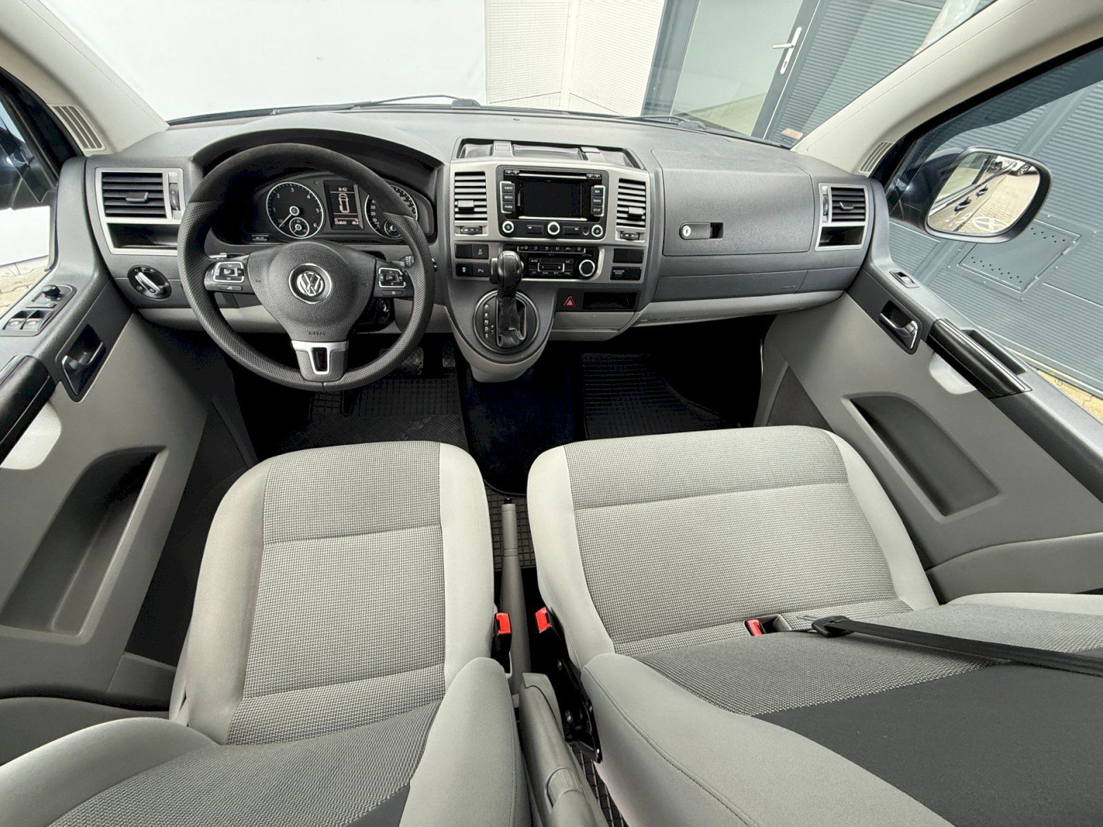 Volkswagen Caravelle, 2.0TDI 103kW/140PS 9 Míst - fotka 5