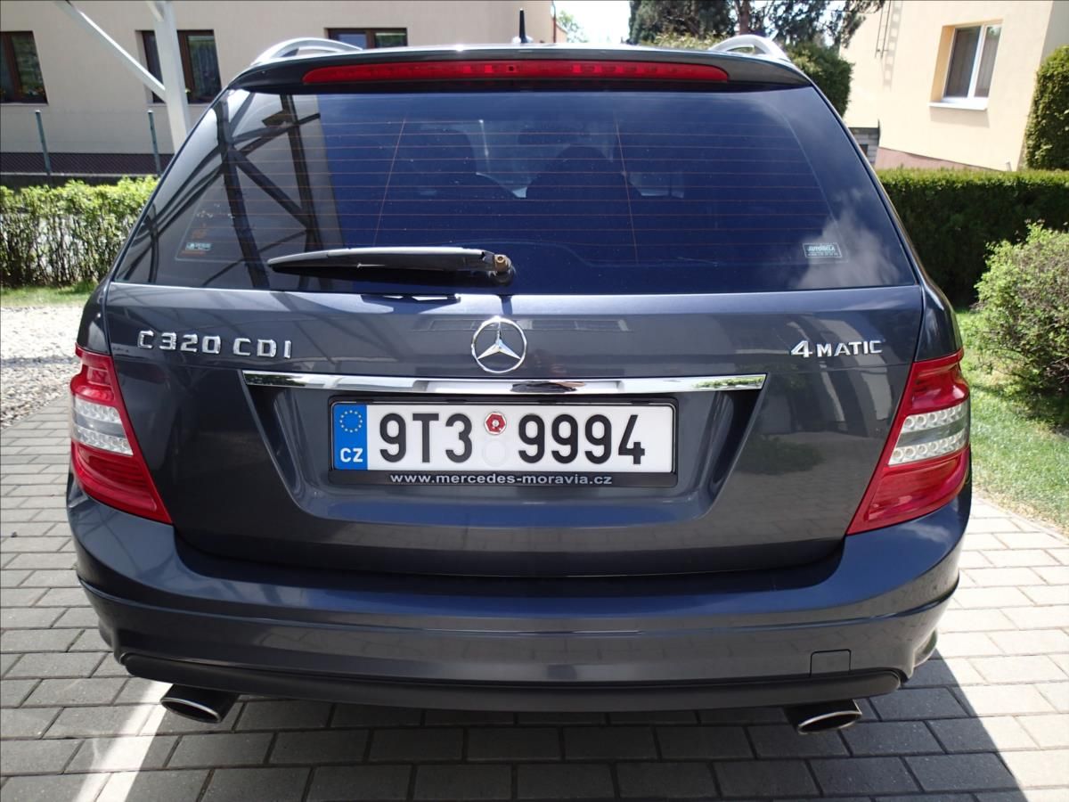 Mercedes-Benz Třídy C, 3,0 165 kW, CDI, 4x4,Automat - fotka 4