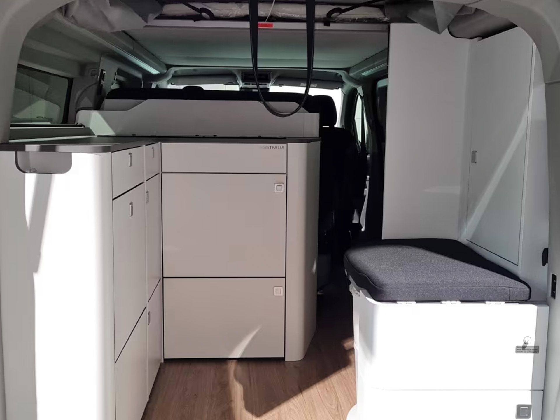 Ford Tourneo Custom, Nugget Titanium 320 L2 - fotka 6