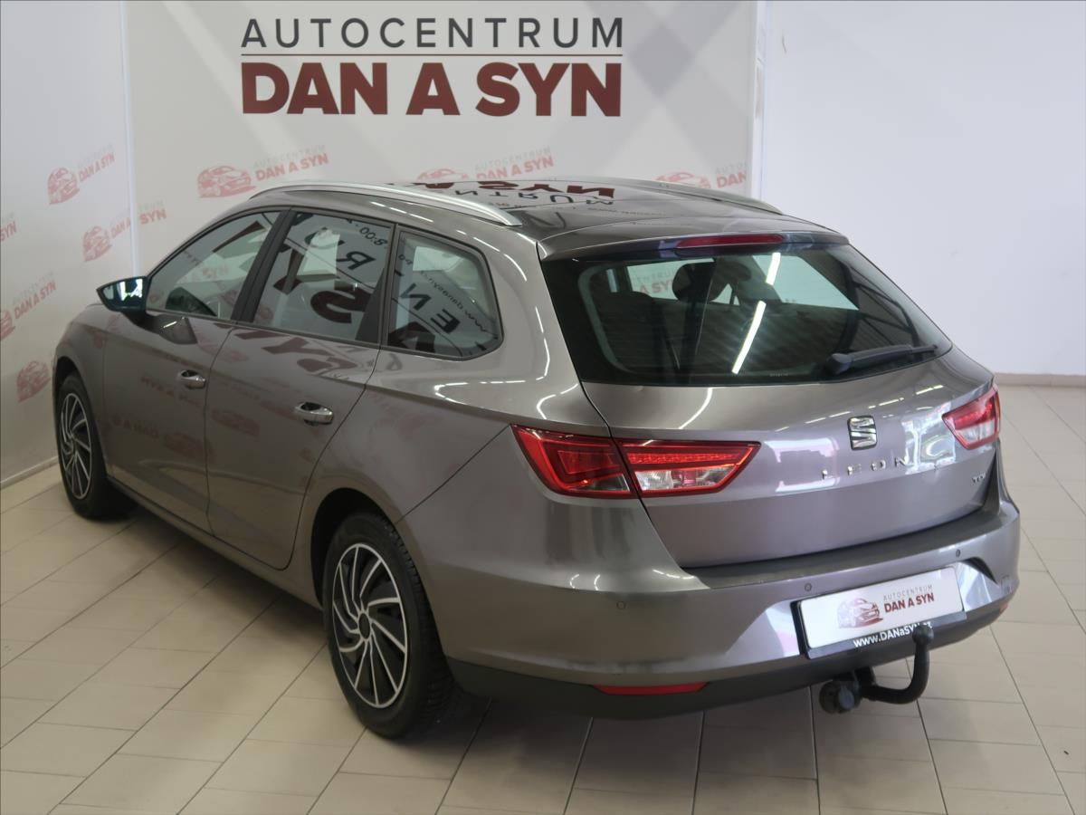 Seat Leon, 2,0 TDI 110KW DSG STYLANCE - fotka 6