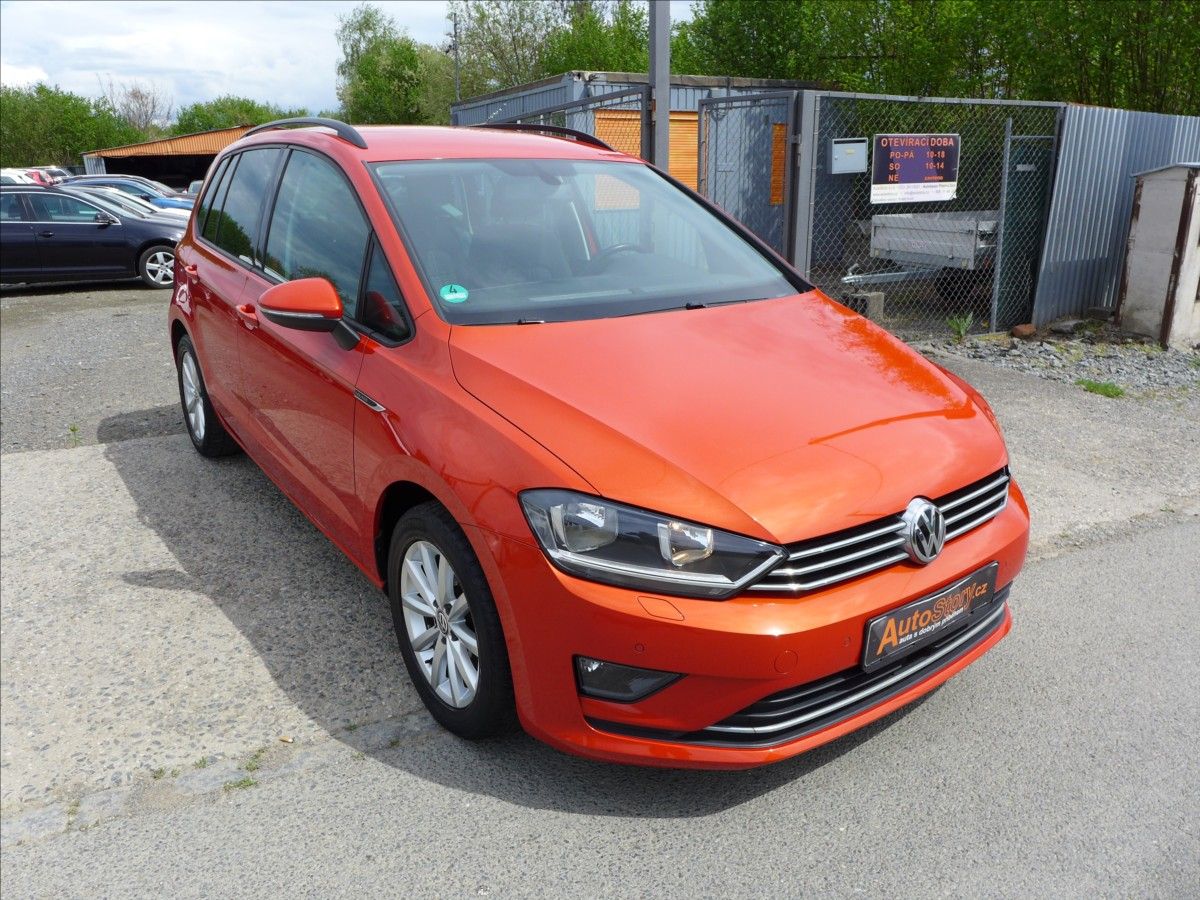 Volkswagen Golf Sportsvan, 1,2 TSI  VÝHŘEV TAŽNÉ 2X KOLA - fotka 4