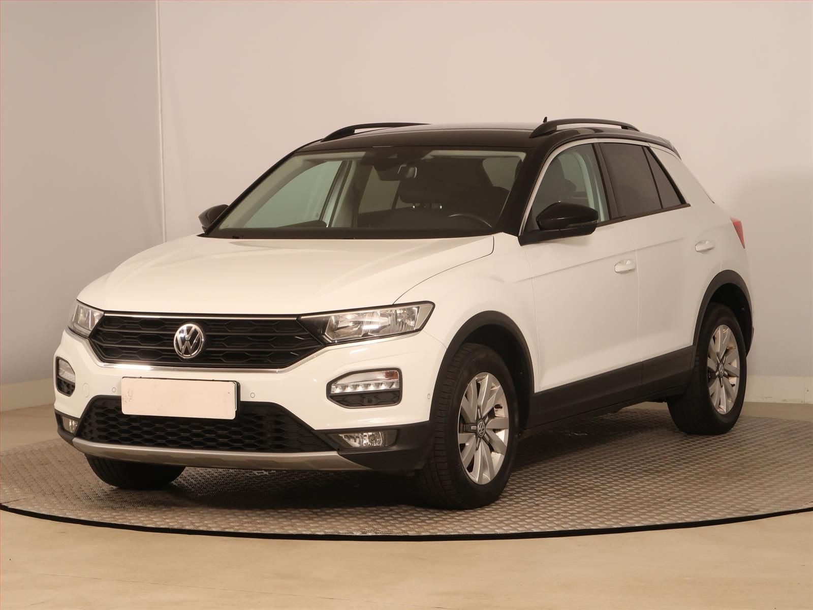 Volkswagen T-Roc, 2.0 TDI 4Motion, 4X4, Automat - fotka 2