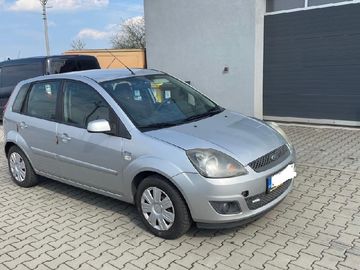 1.3i 51KW // AC // VYH.SKLO //