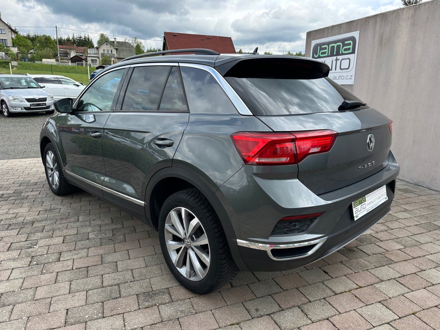 Volkswagen T-Roc, 1,5TSI 110kW STYLE TAŽNÉ 1.MAJ - fotka 6