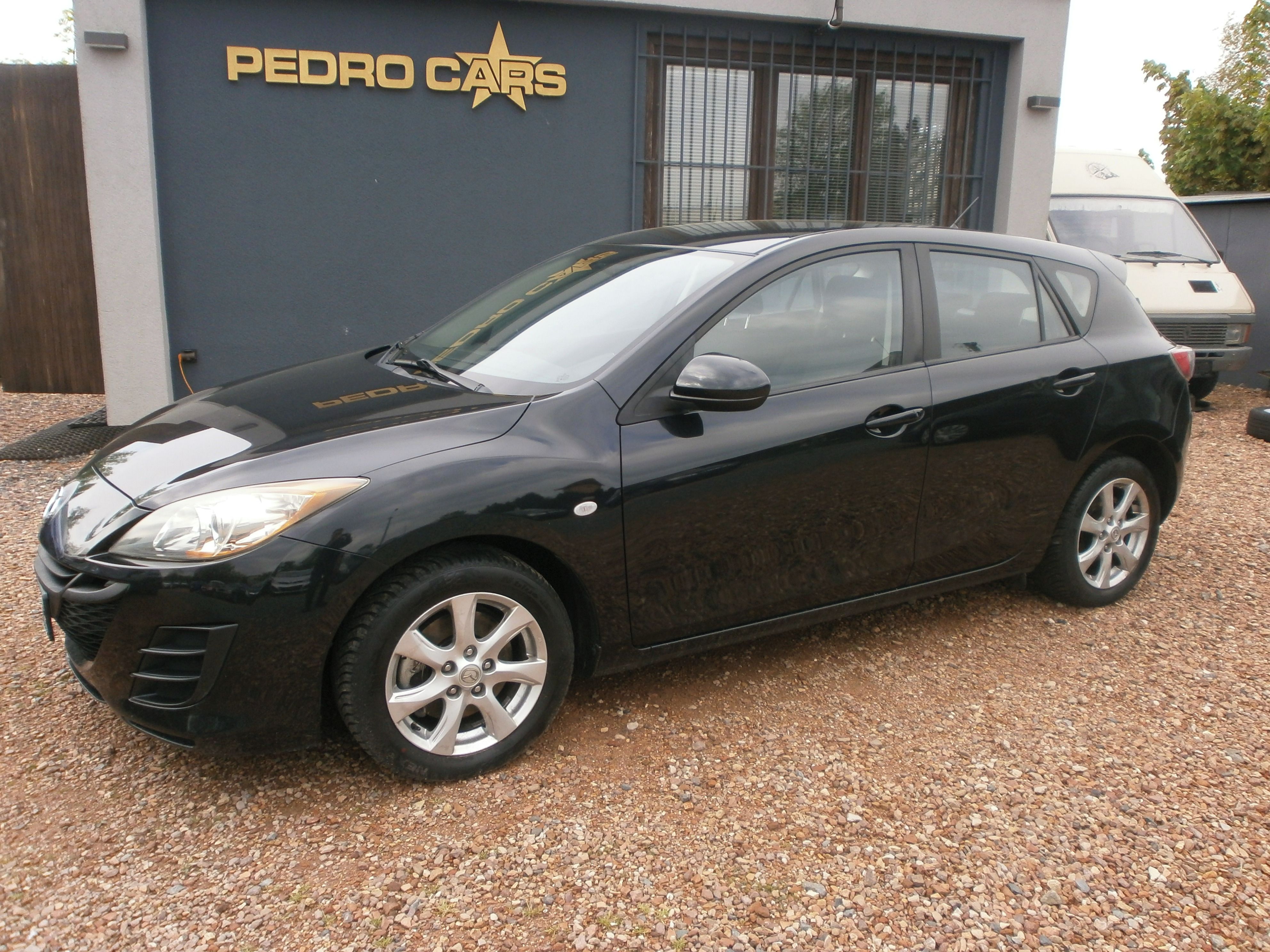 Mazda 3, 1.6i16v-aut.klima,servis.kniha - fotka 2